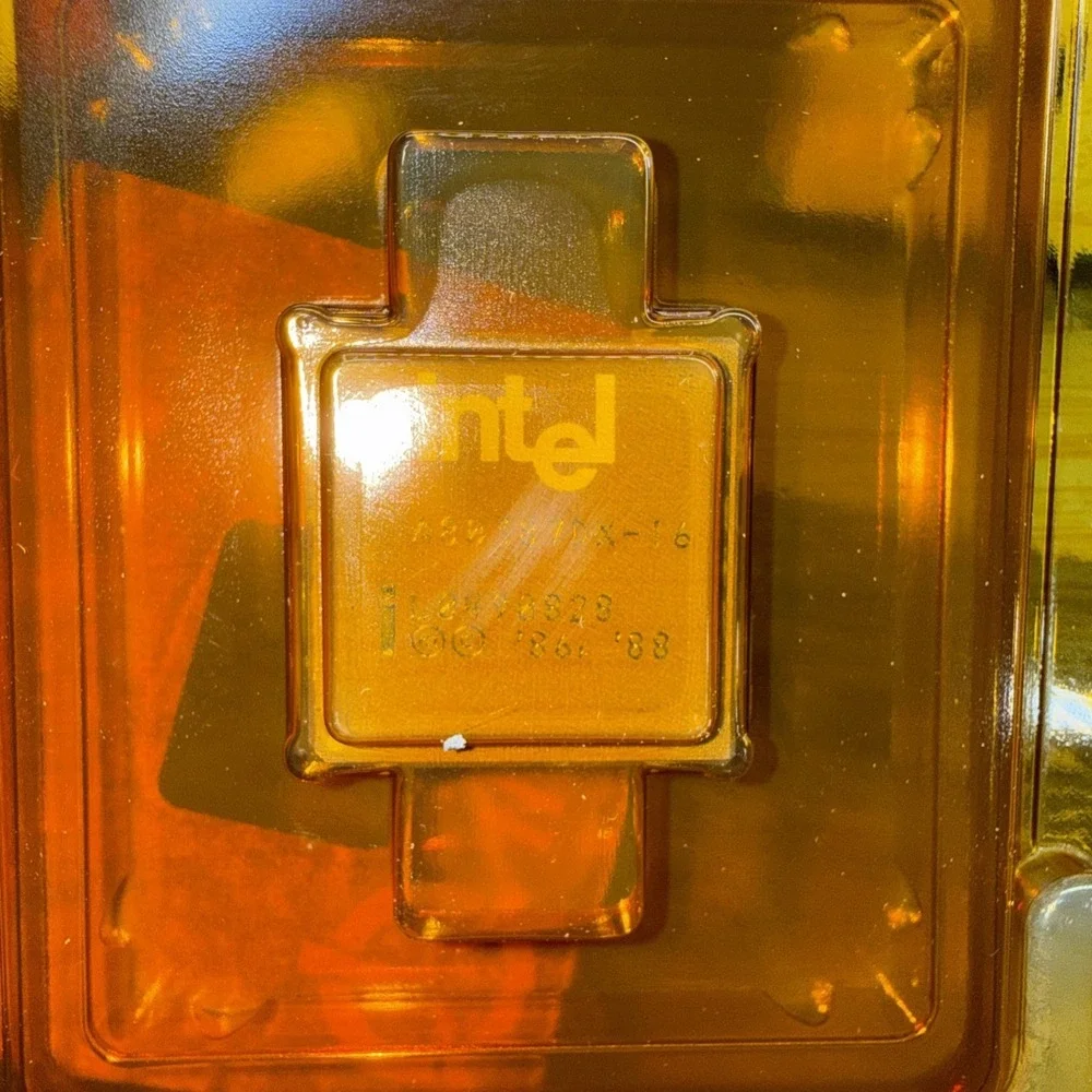 Vintage intel Math CoProcessor 387 DX-20 CIB 1989 A80387DX-20 SX105 / UNTESTED
